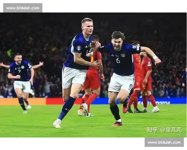 球迷狂热成负担?麦克托米奈或弃意甲回英超